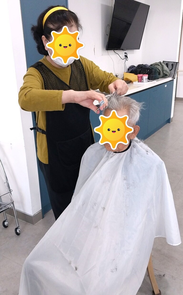 안산중앙요양병원 <12월 미용봉사>