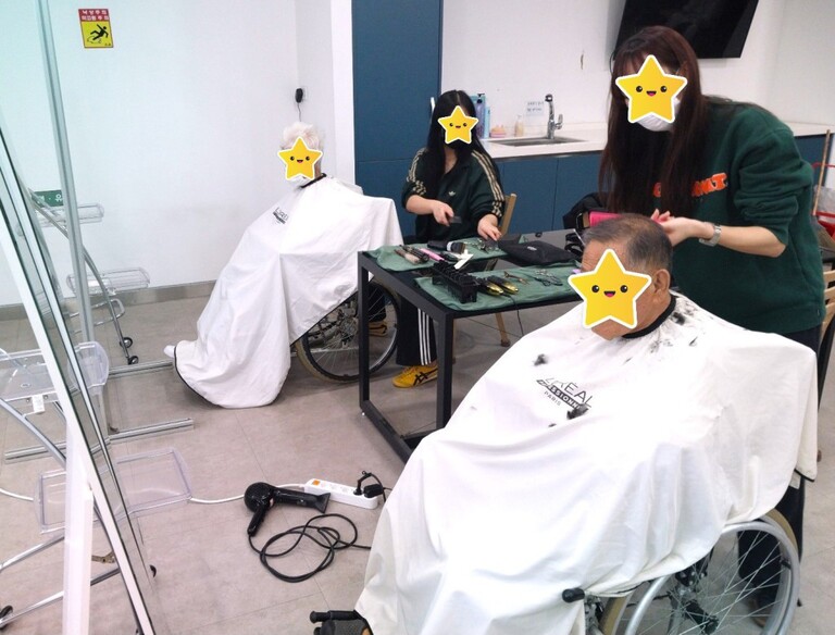 안산중앙요양병원 <1월 미용봉사-2>
